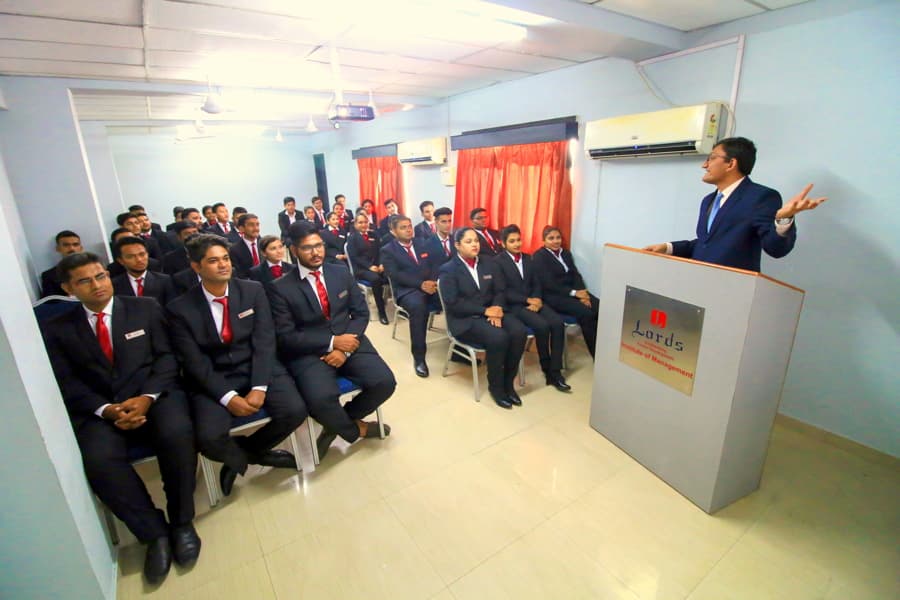 Lords Institute of Management Surat Campus photo 3